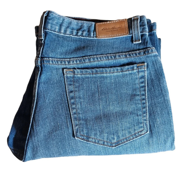 Eddie Bauer Premium‎ Denim Mid Rise Bootcut Jeans Stretch Medium Wash - Picture 10 of 10